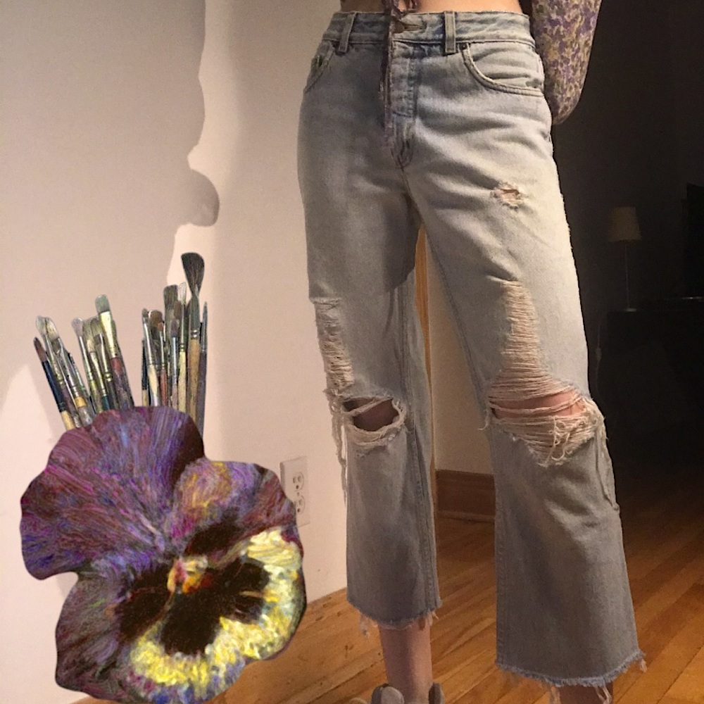 Lois ripped jeans